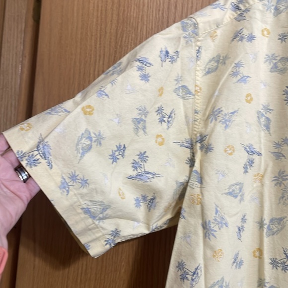 Eddie Bauer XL Aloha button up short sleeve island vibe shirt chest pocket - Picture 7 of 10